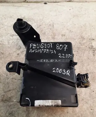 Peugeot 807 Fuse module 1484818080