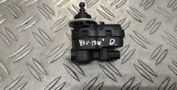 Headlight level adjustment motor