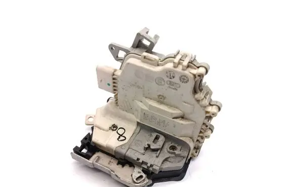 Audi A4 S4 B8 8K Rear door lock 8K0839015C