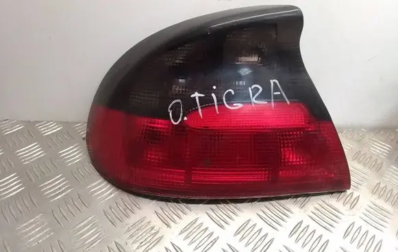 Opel Tigra A Rear/tail lights