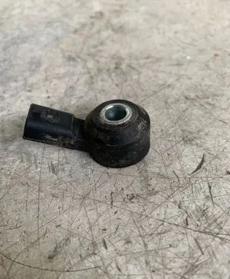 Dacia Sandero II Detonation knock sensor 8200789728