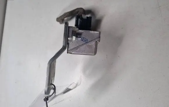 Volvo V70 ESP acceleration yaw rate sensor 8688069