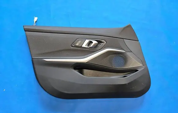 BMW 3 G20 G21 Front door card panel trim