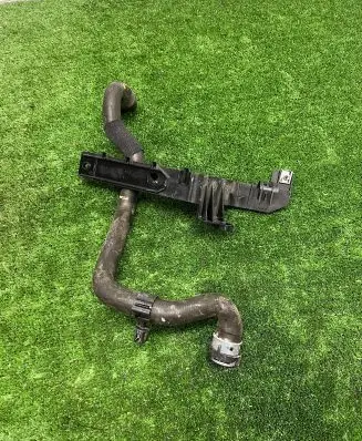 Mercedes-Benz GLE W167 Engine coolant pipe/hose A1675015303 A1675018302