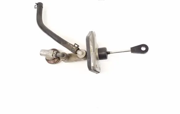 Hyundai Santa Fe Clutch master cylinder 416052W900