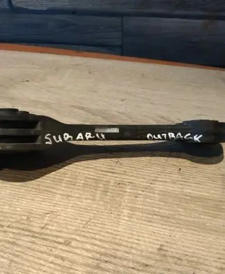Subaru Outback Engine mount bracket 1F514001 1F6C0402