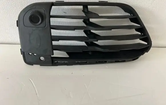 BMW X1 F48 F49 Front bumper lower grill 7354777