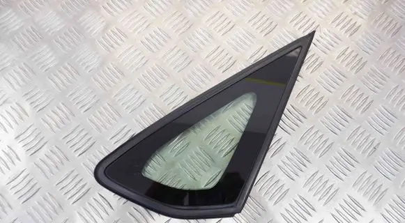 Toyota Prius (XW20) Front door vent window glass four-door 6272047011 6272047010