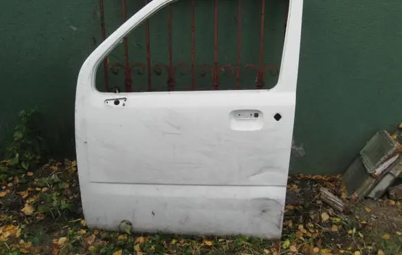 Opel Agila A Front door