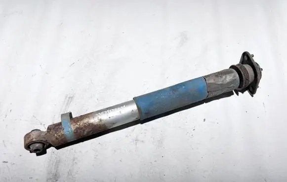 BMW 8 E31 Rear window strut damper 33521137931 1137931