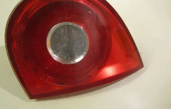 Volkswagen Golf V Tailgate rear/tail lights 1K6945094E