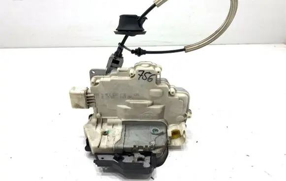 Audi A6 S6 C6 4F Front door lock 4F1837015