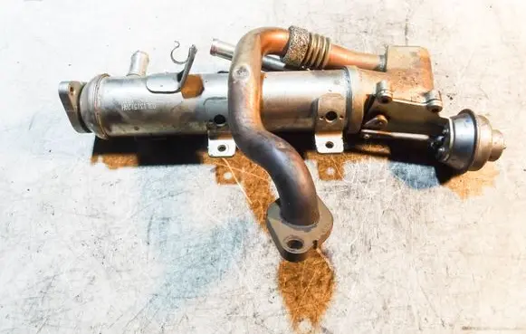 Audi A6 S6 C6 4F EGR valve cooler 03L131512AH
