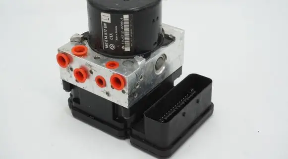 Skoda Octavia Mk2 (1Z) ABS Pump 1K0614517DN 1K0907379BK