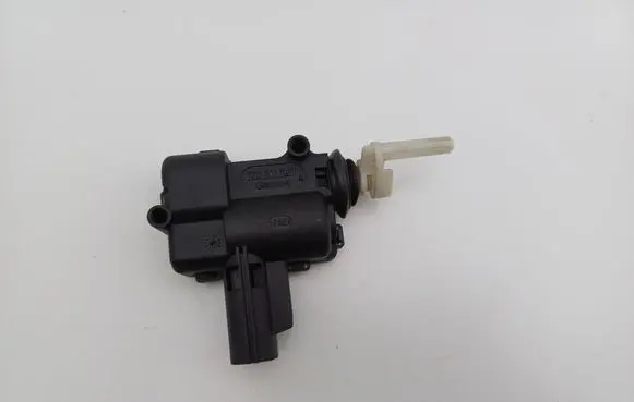 Ford Focus Fuel tank cap lock 