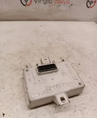 Renault Master III Radio/CD/DVD/GPS head unit 281139717
