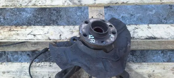 Citroen C8 Front wheel hub 