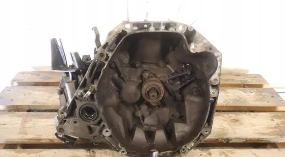 Nissan Note (E11) Manual 5 speed gearbox CEJRQ