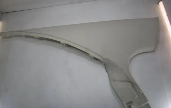 (D)pillar trim (top)