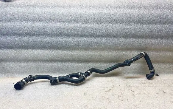 BMW i5 G60 Coolant pipe/hose 8844220