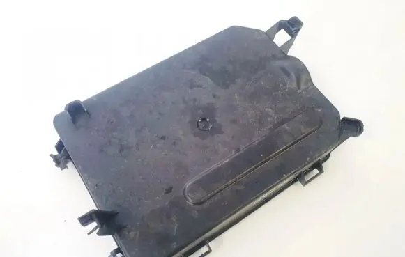 Audi A4 S4 B6 8E 8H Fuse box cover 8e0927355
