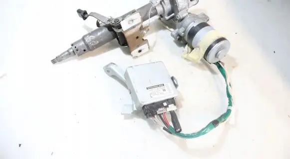 Toyota Yaris Power steering pump JJ301-00074