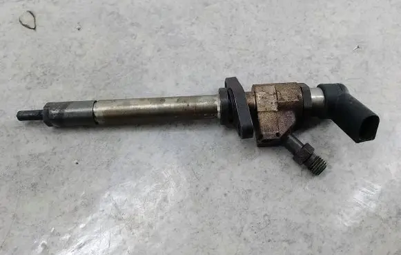 Citroen C4 Grand Picasso Fuel injector 9658194180