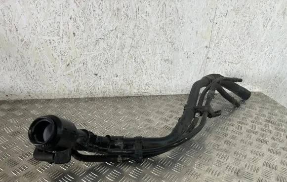 Fuel tank filler neck pipe