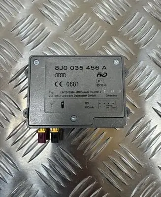 Audi Q5 SQ5 Aerial antenna amplifier 8J0035456A