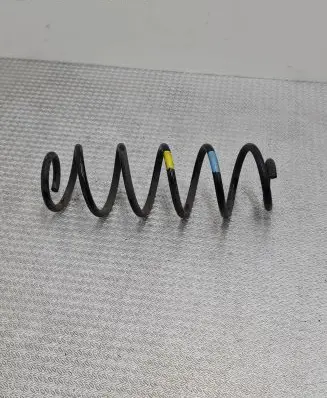 Toyota Prius (XW50) Rear coil spring