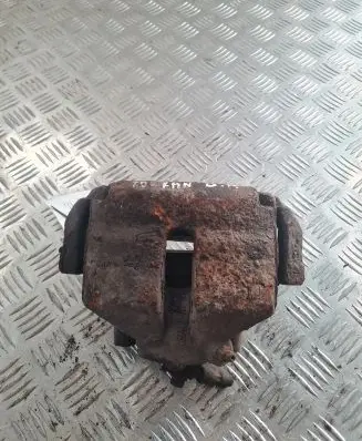 Volkswagen Touran I Front brake caliper