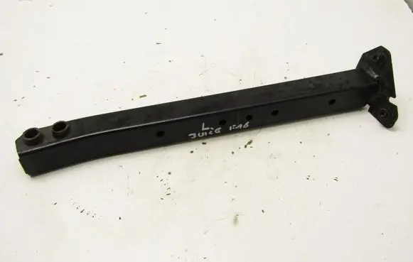 Nissan Juke II F16 Front bumper shock/impact absorber 758255533R