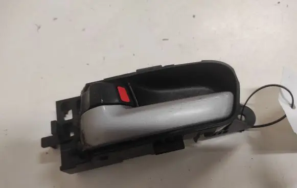 Suzuki Grand Vitara II Rear door interior handle trim 