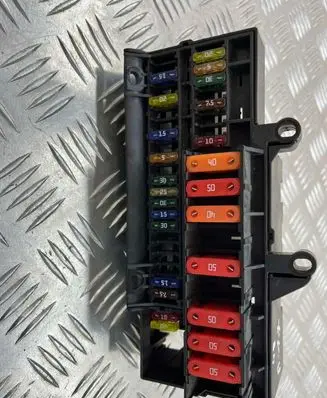 BMW 7 E65 E66 Fuse module 6113690058204