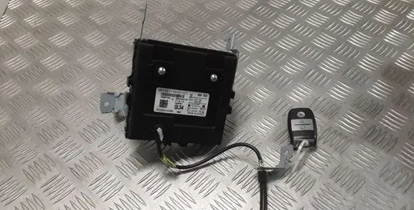 KIA Sportage Keyless (KESSY) go control unit/module 95480F1540 S8331003017ST D995480JB0