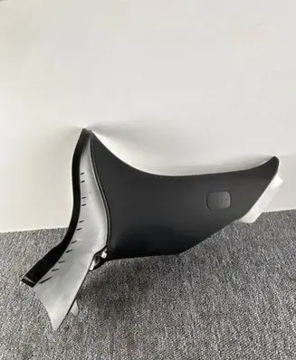 Mercedes-Benz GLC X253 C253 (C) pillar trim A2536903000