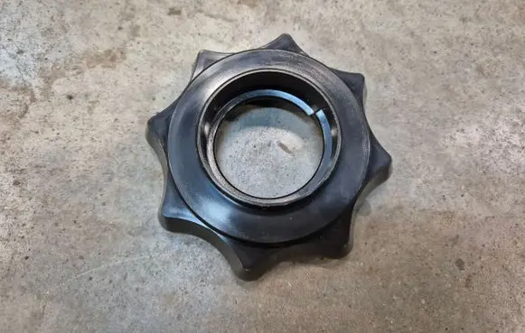 Audi Q3 F3 Spare wheel bolt 83A
