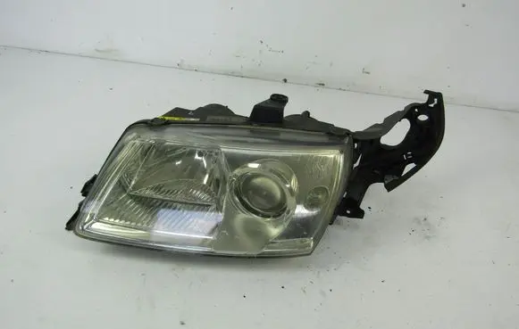 Saab 9-3 Ver2 Headlight/headlamp 89008300