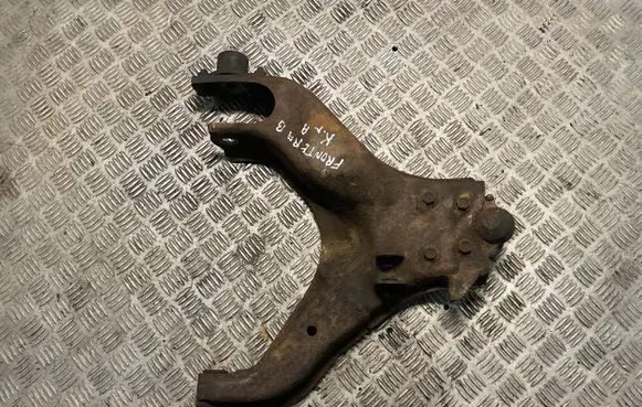 Opel Frontera B Front lower control arm/wishbone