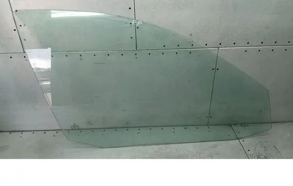 Volkswagen Bora Front door window glass four-door 