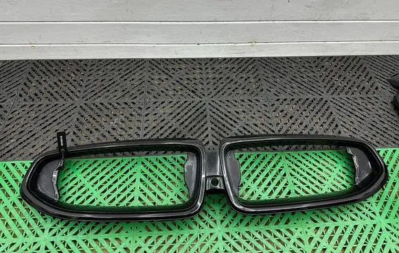 BMW 2 G42 Front grill 8080975