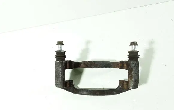 Mitsubishi Colt Front Brake Caliper Pad/Carrier 