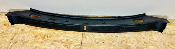 Audi A8 S8 D2 4D Trunk/boot sill cover protection 4D0863471B