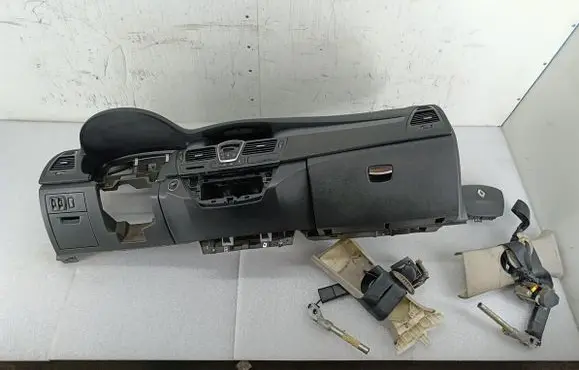 Renault Laguna III Dashboard 