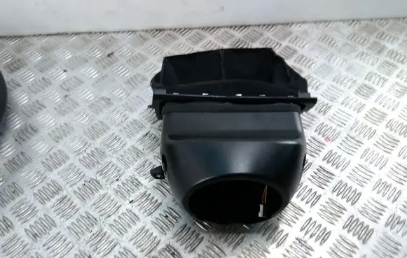 Steering wheel column trim