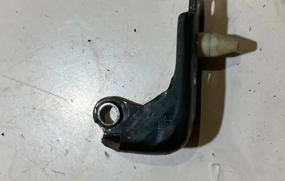 Ford Mustang VI Front door upper hinge 22800