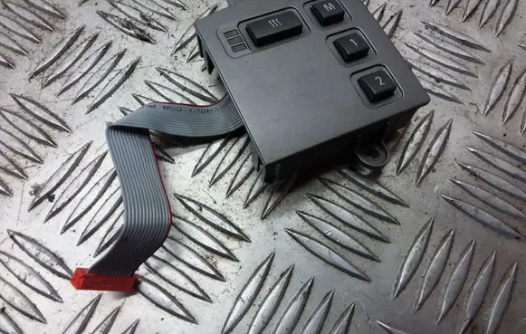 BMW 7 E65 E66 Seat heating switch 6918402