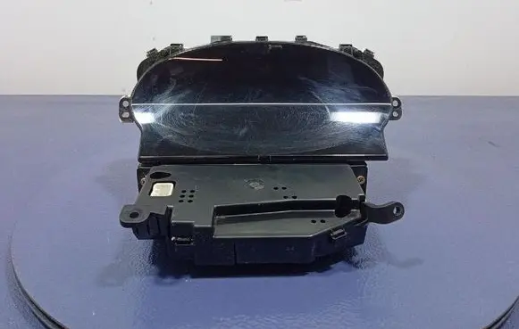 Toyota Yaris Verso Speedometer (instrument cluster) 838005C740