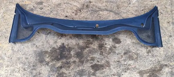 Audi A1 Wiper trim 8X1819415
