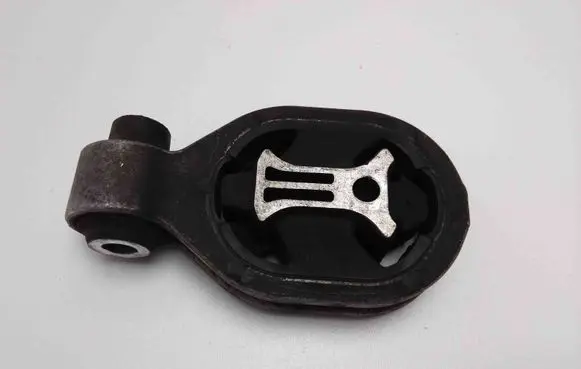 Nissan Juke I F15 Gearbox mount A8653110